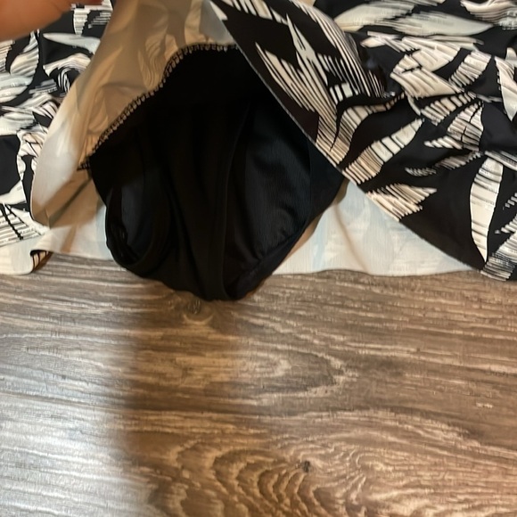 Tropical Honey Beach Diva Women's Patterned One-Piece Swimdress - Picture 4 of 6